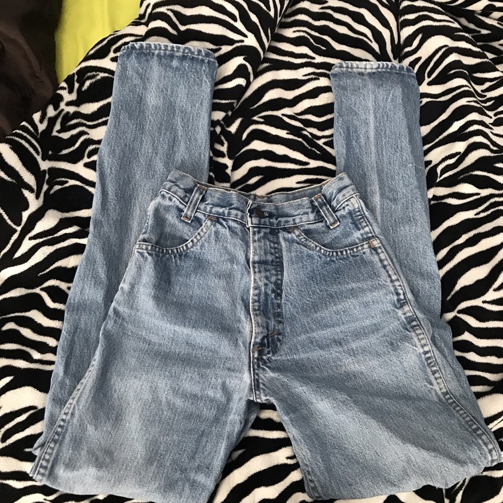 ON HOLD!Vintage high waisted Levi’s , orange tab ✨